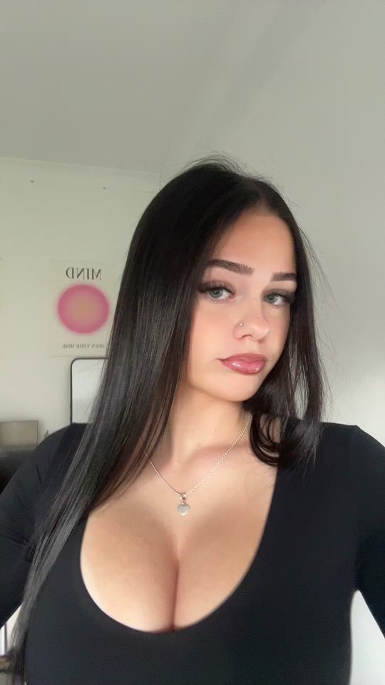 TikTok video thumbnail by al3xis.o