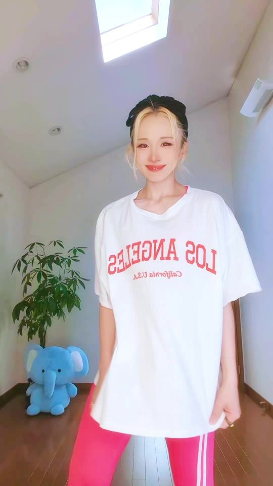 TikTok video thumbnail by momoedance