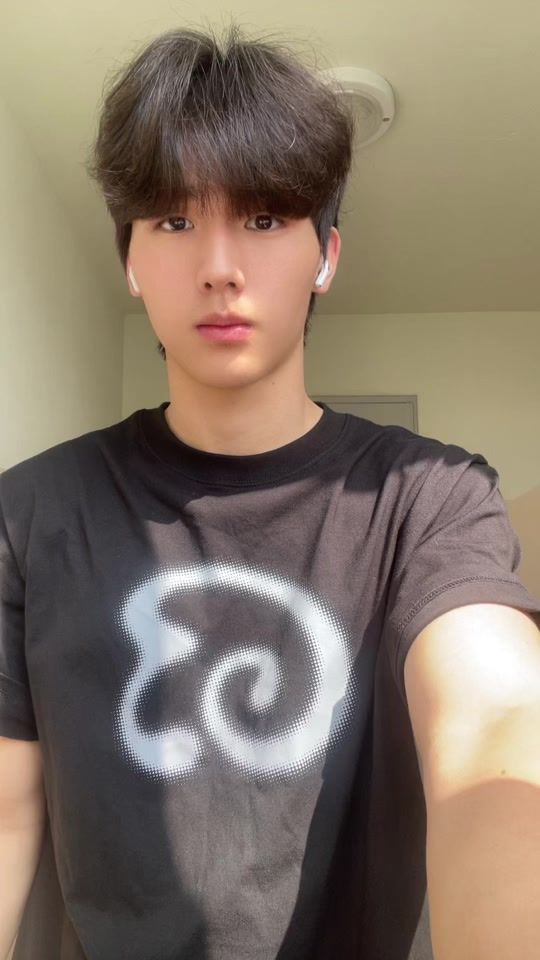 TikTok video thumbnail by soon._.young