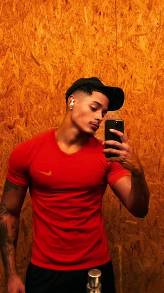 TikTok video thumbnail by oigormoura