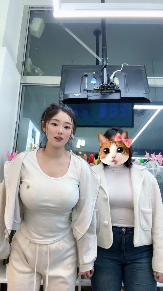 TikTok video thumbnail by yeoni_7105