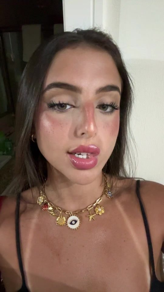TikTok video thumbnail by claraa.ffernandes