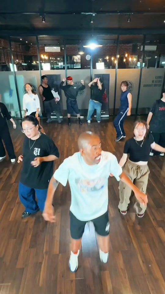 TikTok video thumbnail by thepeoplesdancer
