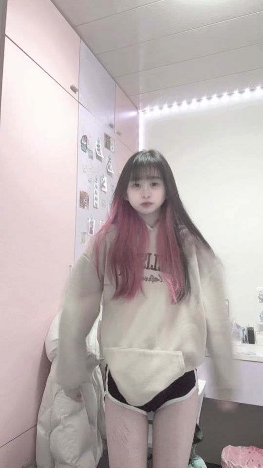TikTok video thumbnail by 1zy719_