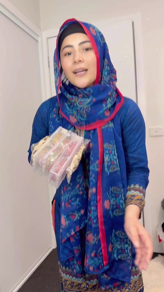 TikTok video thumbnail by _amira.khan_