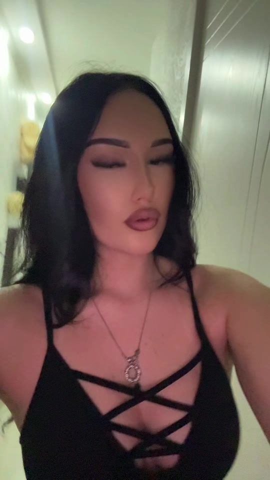 TikTok video thumbnail by keethriin_