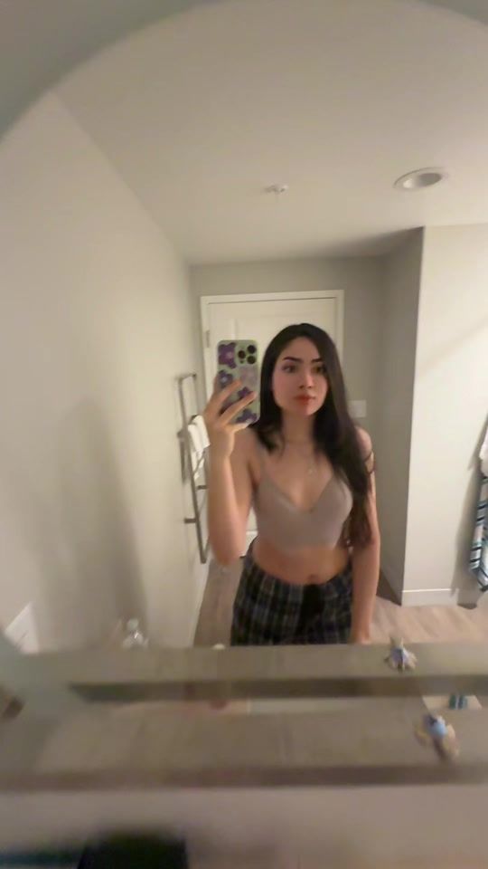 TikTok video thumbnail by la.fats.chanell