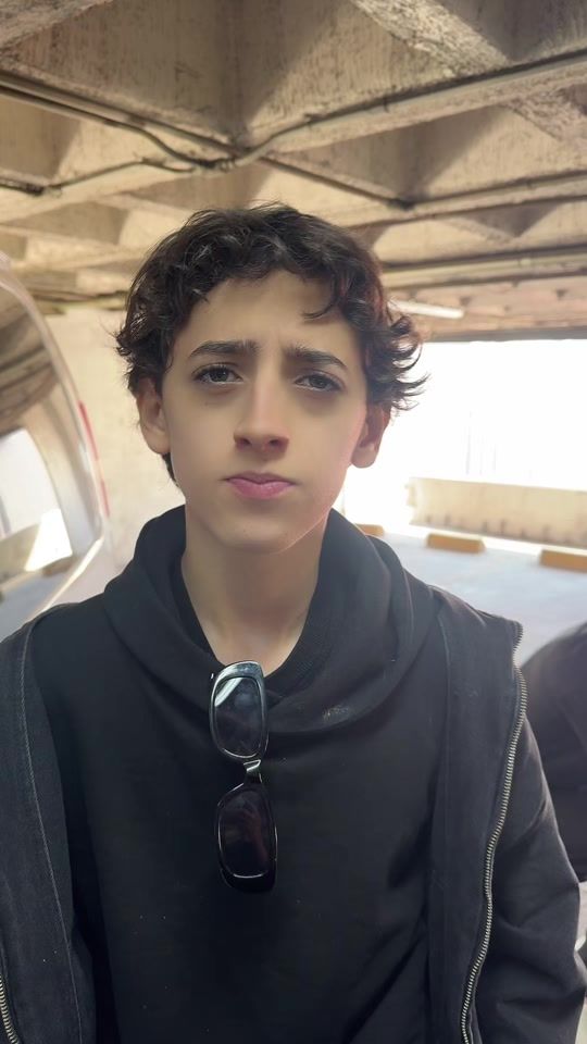 TikTok video thumbnail by andreeederegil