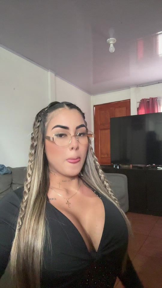 TikTok video thumbnail by caro_loria20