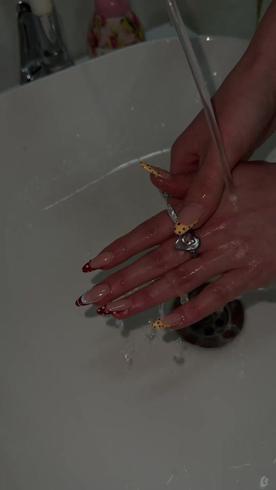 TikTok video thumbnail by flobeautystudio_