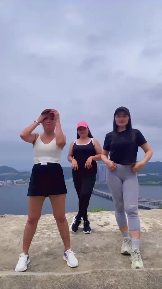 TikTok video thumbnail by charheinne18