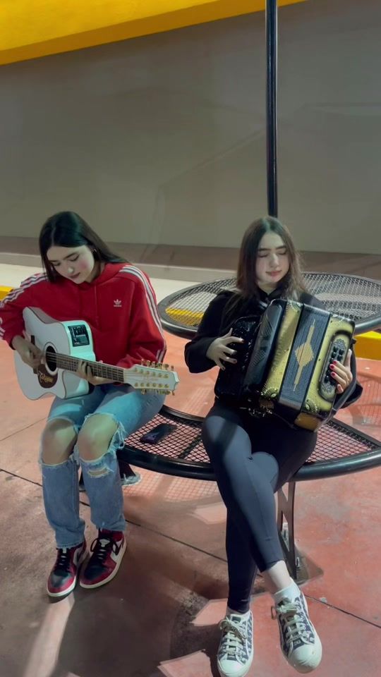TikTok video thumbnail by lasgurrola