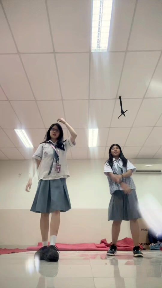 TikTok video thumbnail by loulonica