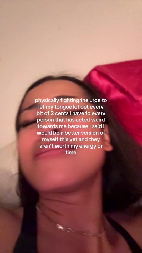 TikTok video thumbnail by elleniamioni
