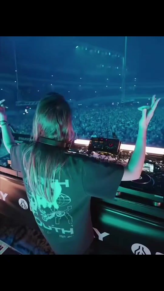 TikTok video thumbnail by salutetwitter