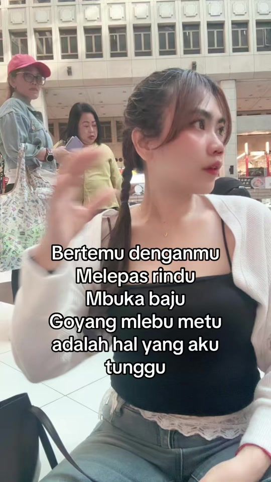 TikTok video thumbnail by mayrathemaxx