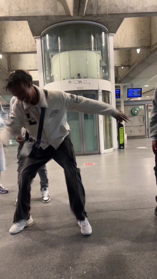 TikTok video thumbnail by zarajn5_