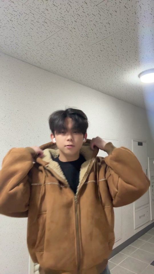 TikTok video thumbnail by jisung800