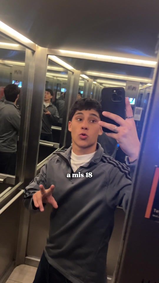 TikTok video thumbnail by moscu.showroom