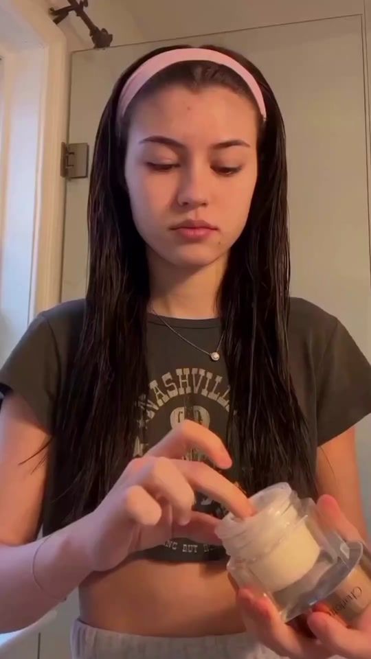 TikTok video thumbnail by karasevdax_