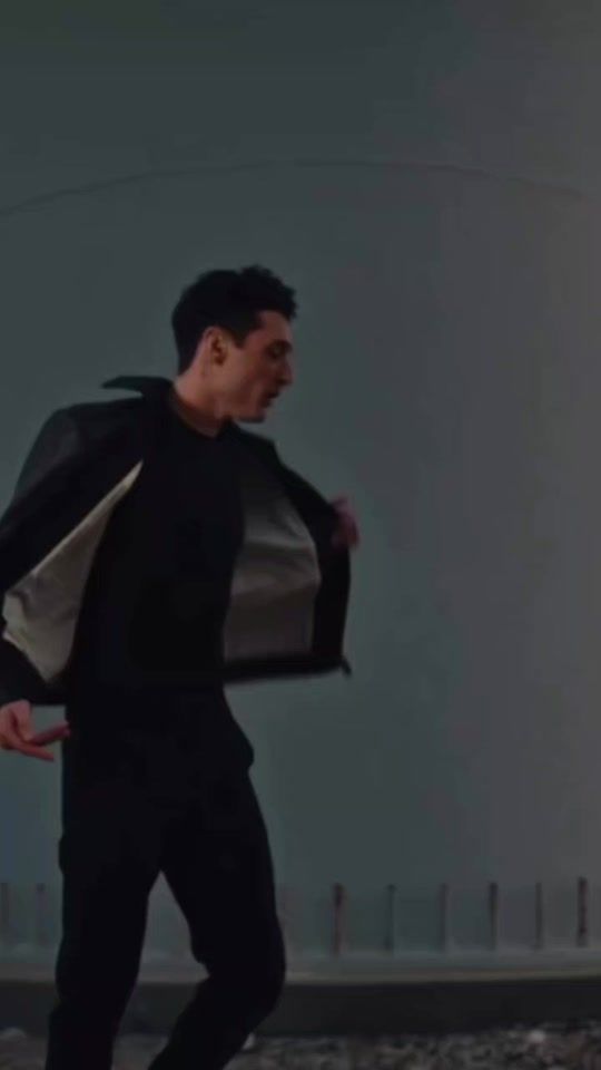 TikTok video thumbnail by 100muisc1