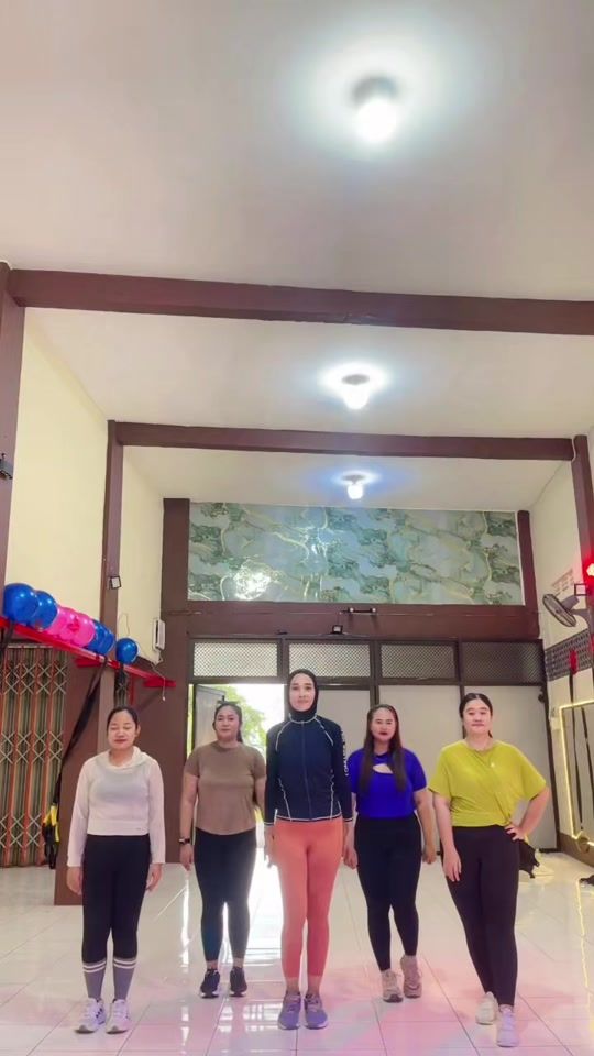 TikTok video thumbnail by vee_fenny2