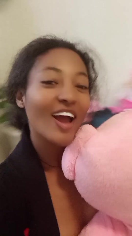 TikTok video thumbnail by shemonmuwanit