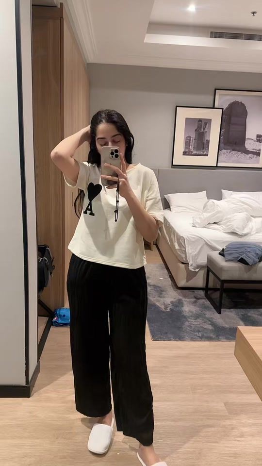 TikTok video thumbnail by parisheyofficial