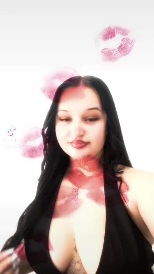 TikTok video thumbnail by _vacc3_