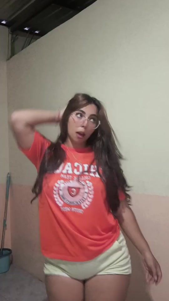 TikTok video thumbnail by emelynvelez22