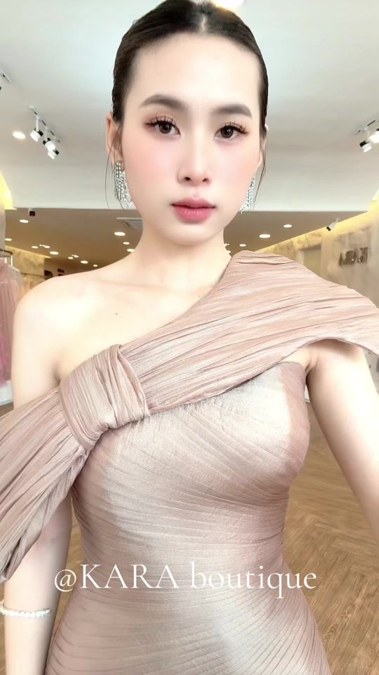 TikTok video thumbnail by kara.boutique