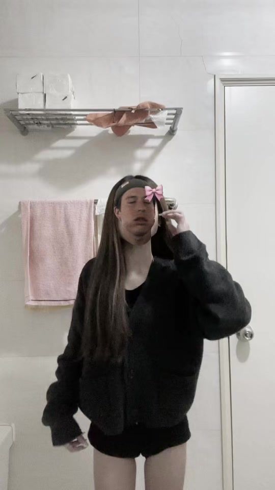 TikTok video thumbnail by 2_.wh_