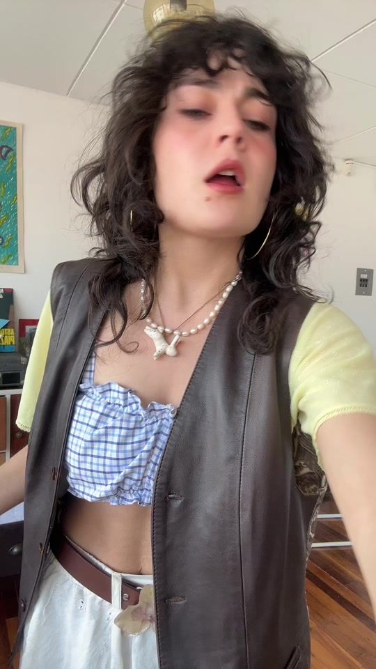 TikTok video thumbnail by sophiasin_f