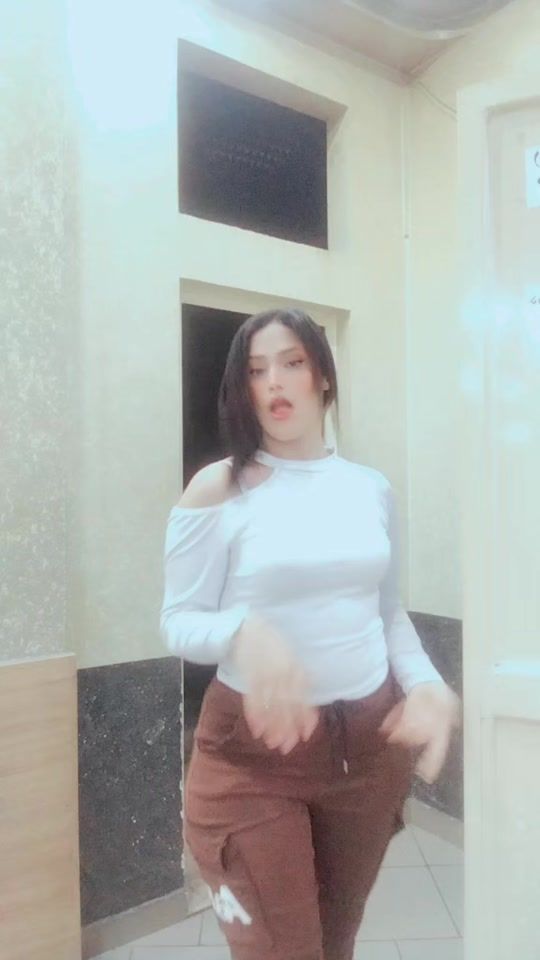 TikTok video thumbnail by mayssa.heni3