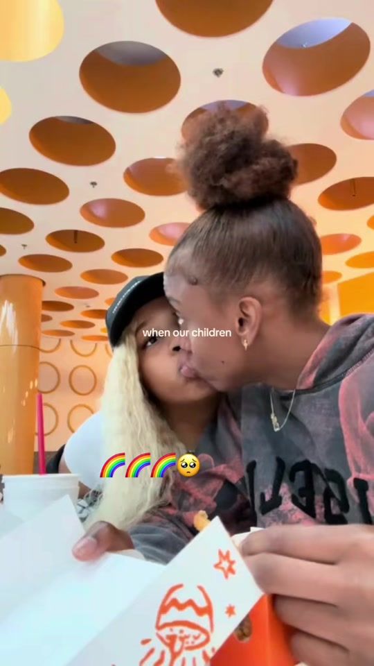 TikTok video thumbnail by lesbiennelesbienn