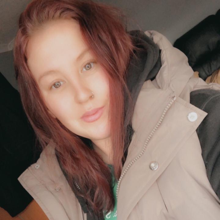 @laurentoni_xo