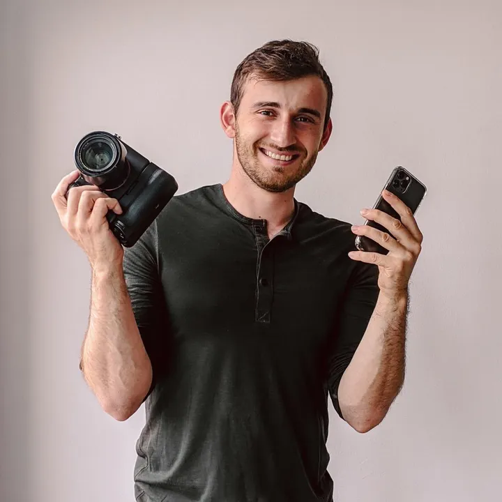 @camera_bro