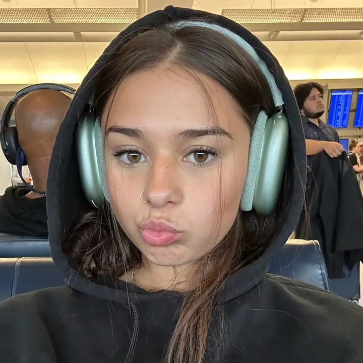 🦄 sophieraiin sophie TikTok