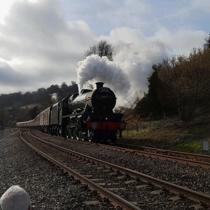 🦄 monty_loves_trains Monty TikTok