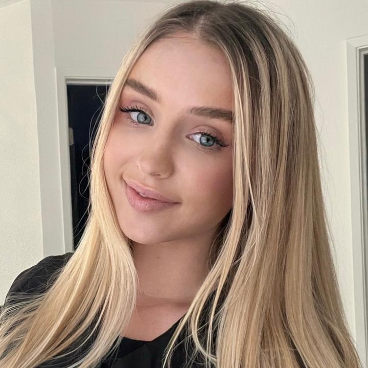 🦄 @baddieblondebri - Briana - TikTok