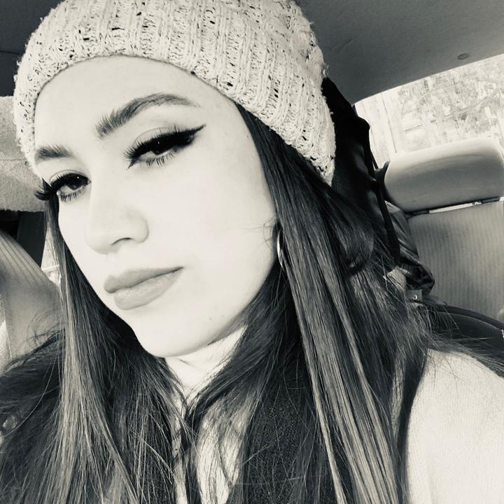 @gabymeneses08