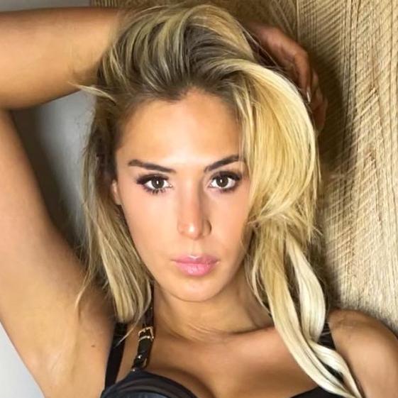 @carmen_carrera