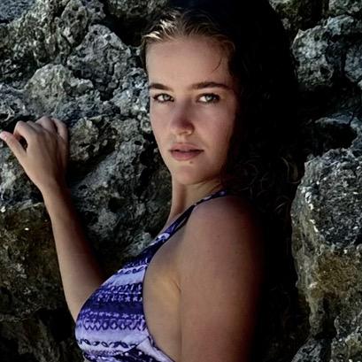 🦄 @gigispringerofficial - Gigi Louise Springer - TikTok