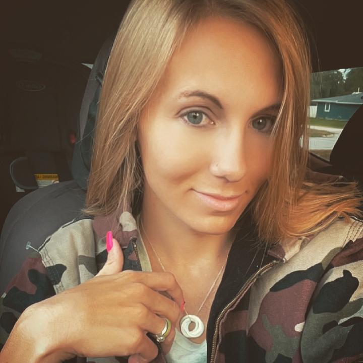 Twitta alphakilo27 Insta queenzimmm | foxymama27 (@foxymama27)