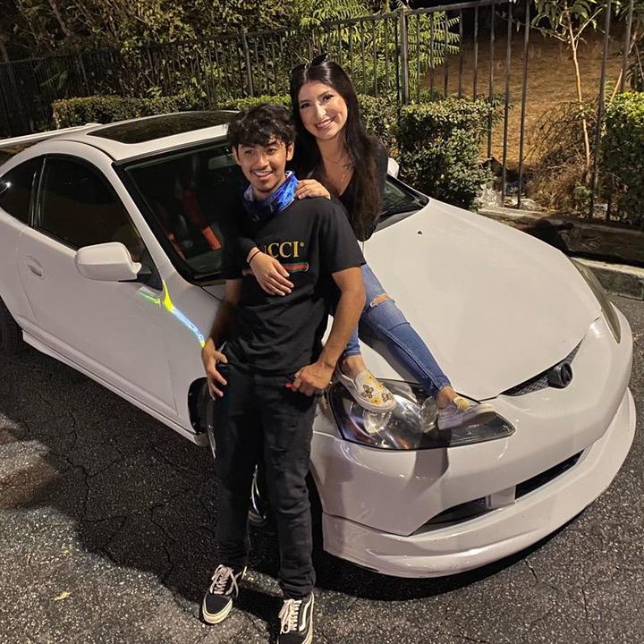@thehennyfamily