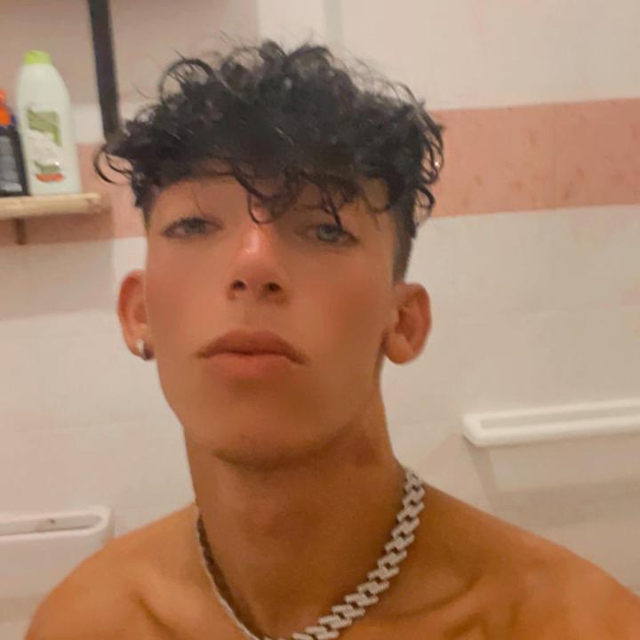 @zakaking03