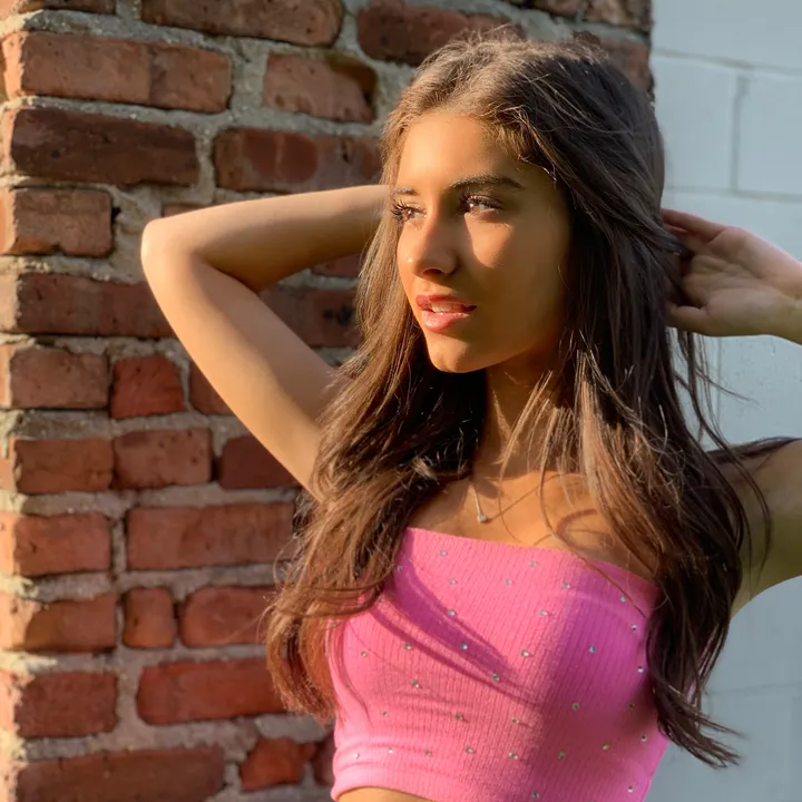 adrianaxoxo8