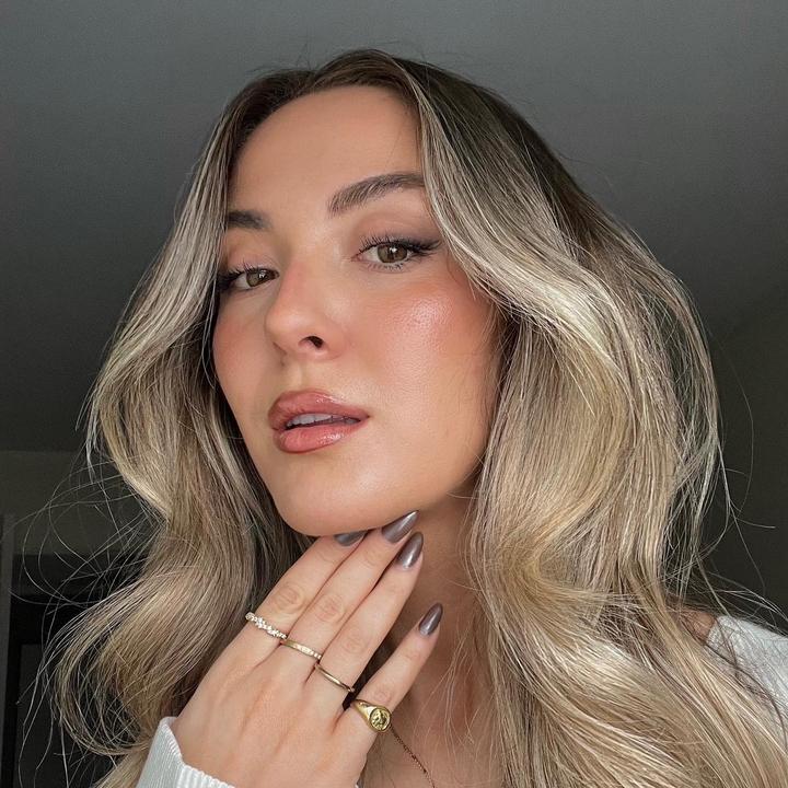 🦄 diaryofisabelle Isabelle Labrecque TikTok