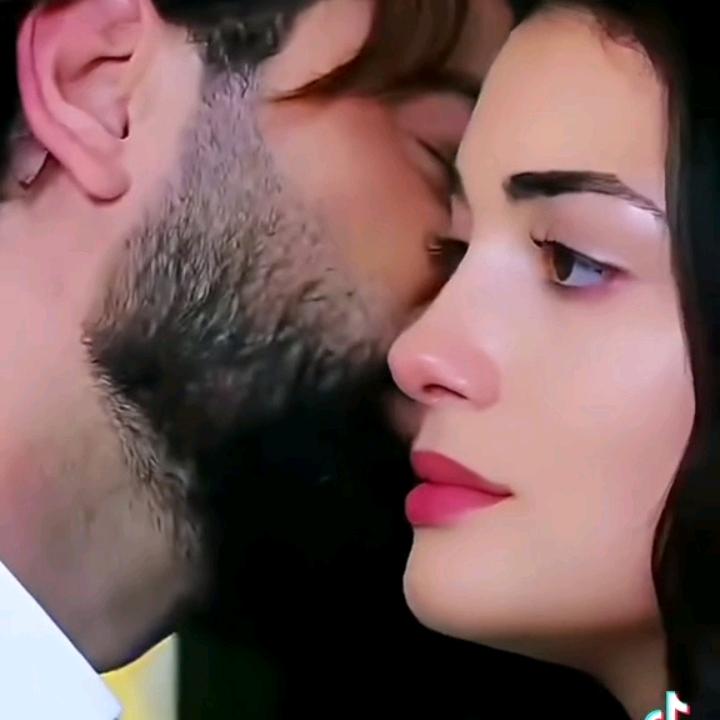 @pakizapakiza402