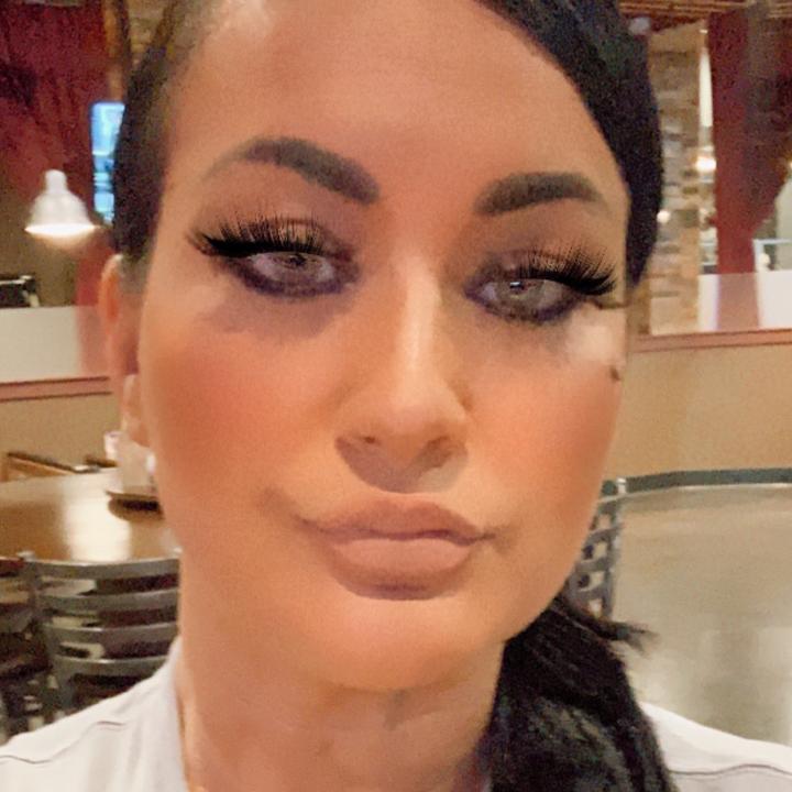 @breona5683